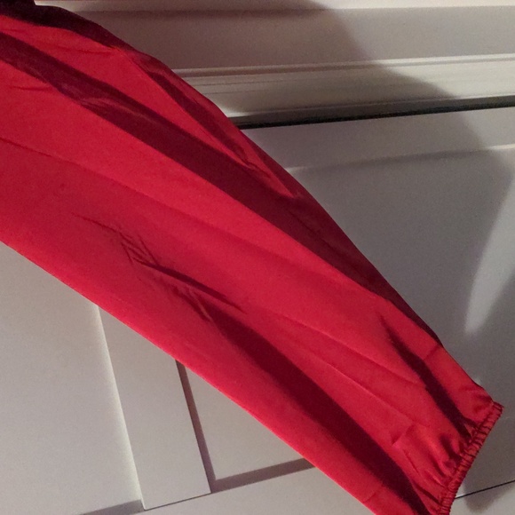 Evan-Picone Black Label Red Satin Tie Neck Long Sleeve Top XL - Picture 5 of 6